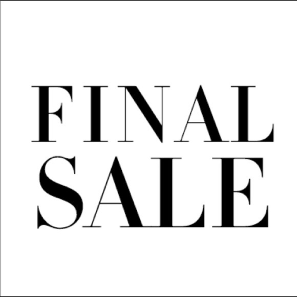 🌟 Bundle of girls size 10/12 short sleeve tees - Picture 2 of 11